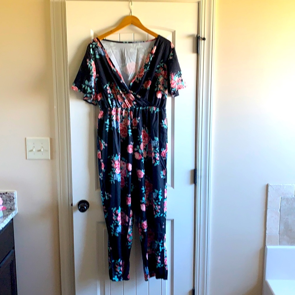 Cute floral jumper. Perfect with a nice cardigan